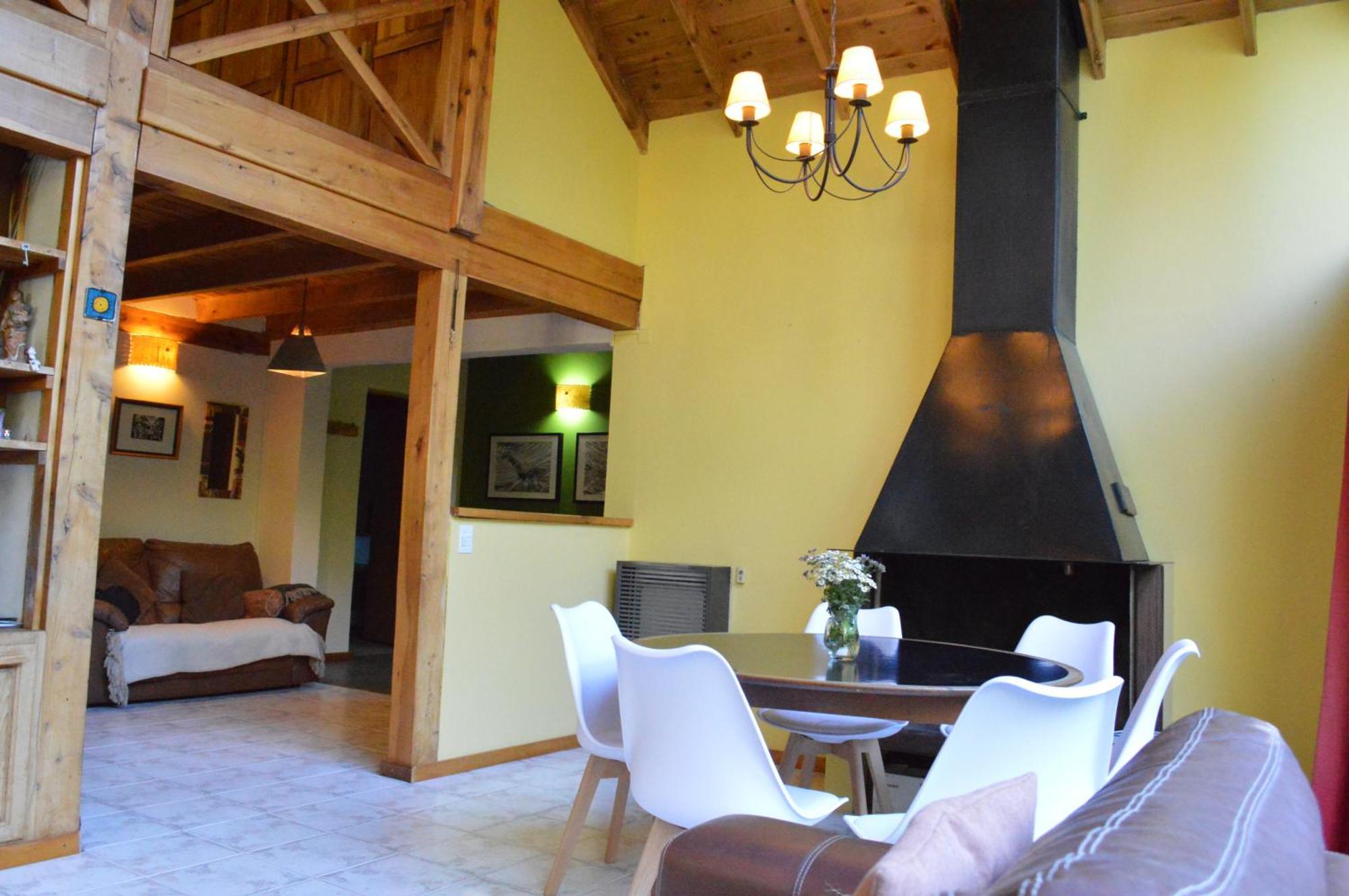 Confortable Y Hermosa Casa En *